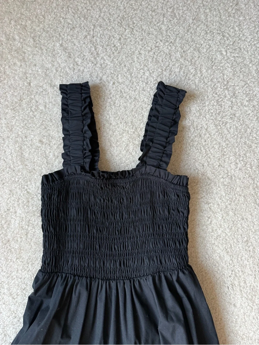 Abercrombie & Fitch flowy black